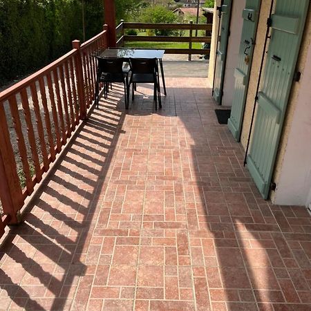 Logement Vic-Fezensac Luaran gambar