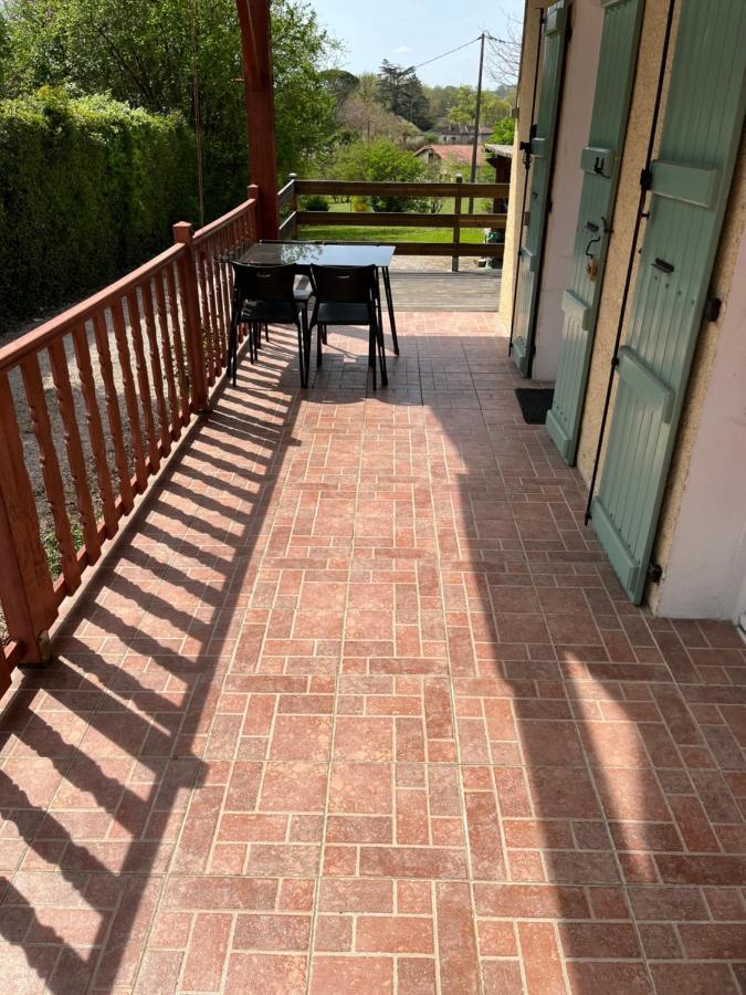 Logement Vic-Fezensac Luaran gambar